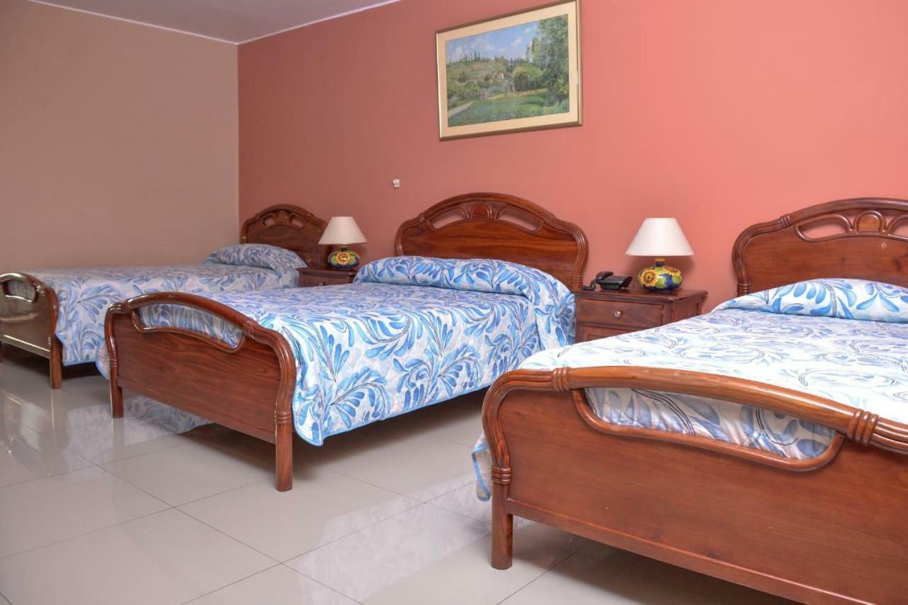 Hotel Olimpico En Quevedo エクステリア 写真