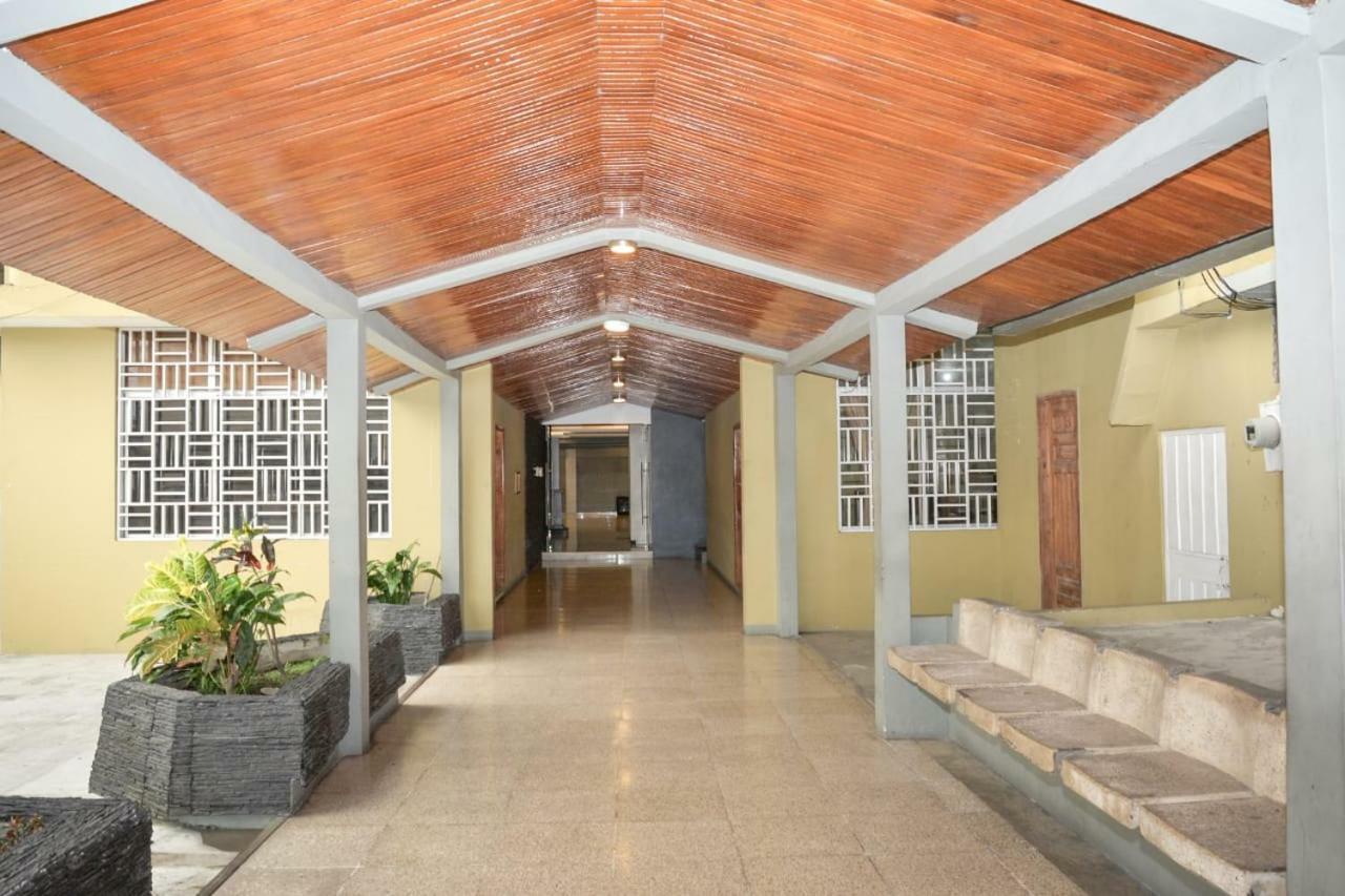 Hotel Olimpico En Quevedo エクステリア 写真